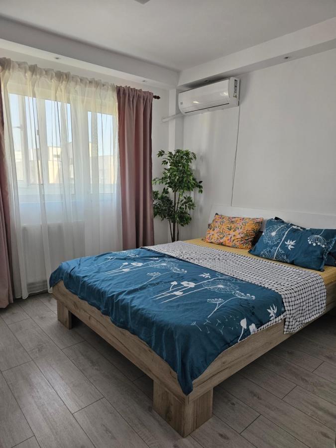 Apartament Near The Park Two Rooms Bucharest Exterior photo